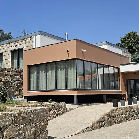 Maragoca Retreat * Portela (Porto)