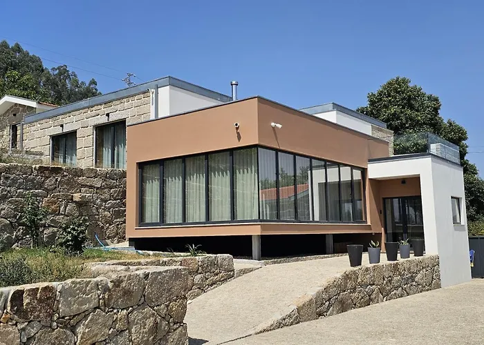 Maragoca Retreat * Portela (Porto)